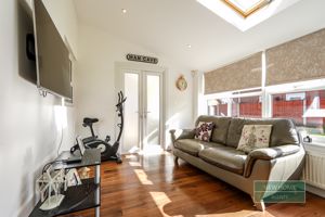 Photo 5- click for photo gallery